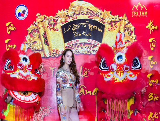 Hoa khôi Bảo Ngọc hội ngộ sao Việt tham dự Lễ Giỗ tổ ngành Sân khấu 2020